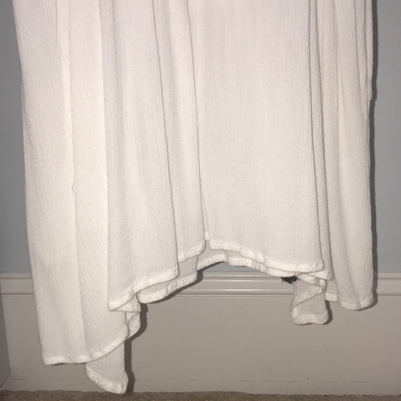 Super cute Mudd flowy summer top - Picture 6 of 6